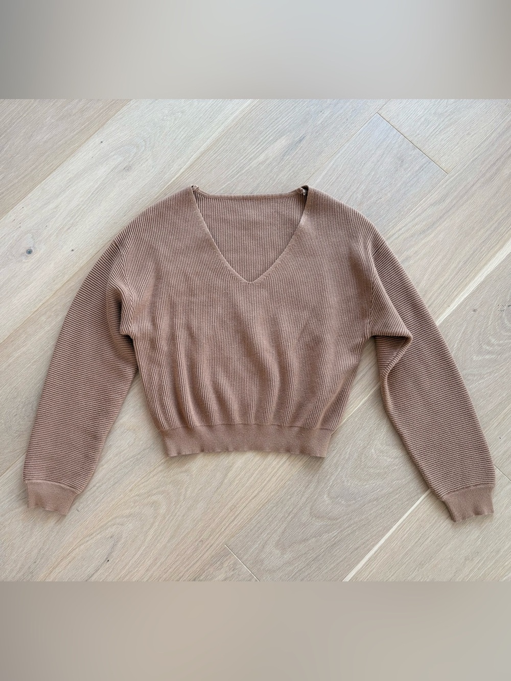 Dynamite Ribbed V-Neck Knit Cropped Sweater in Tan